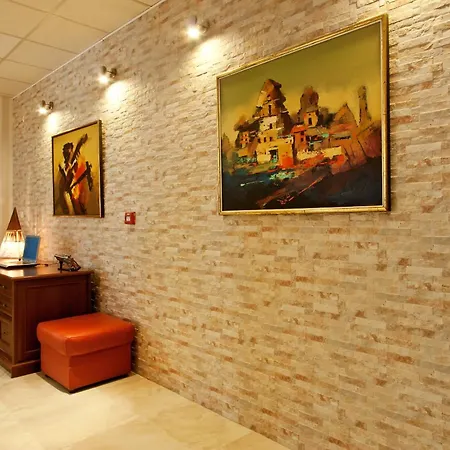 Cheap Hotel